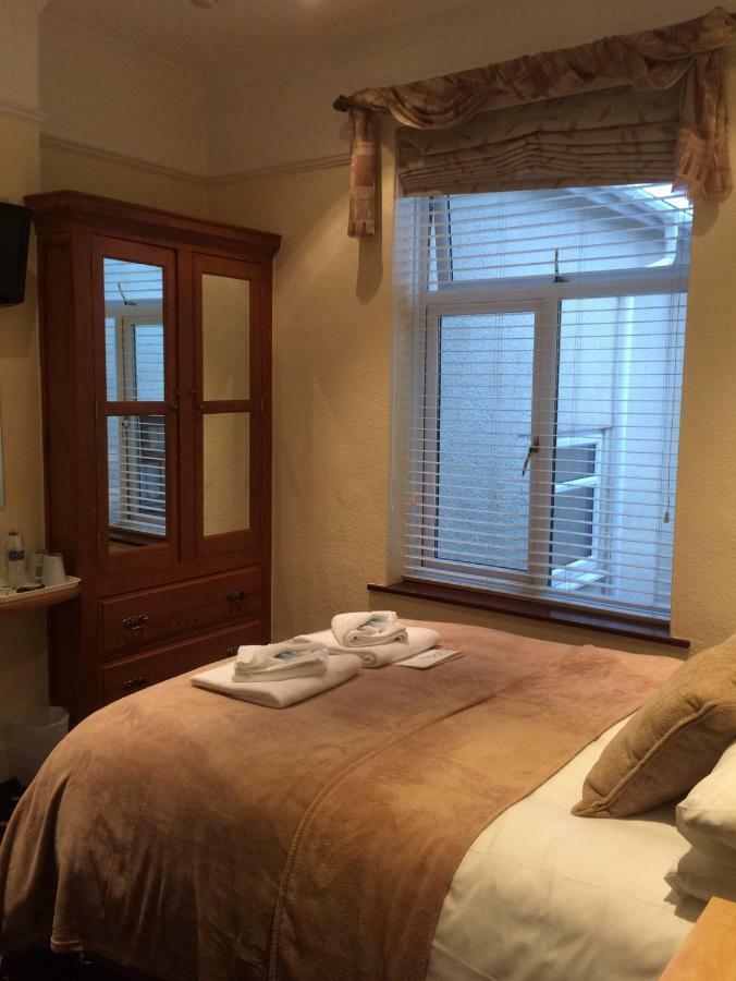Southcombe Guesthouse 시드머스 외부 사진